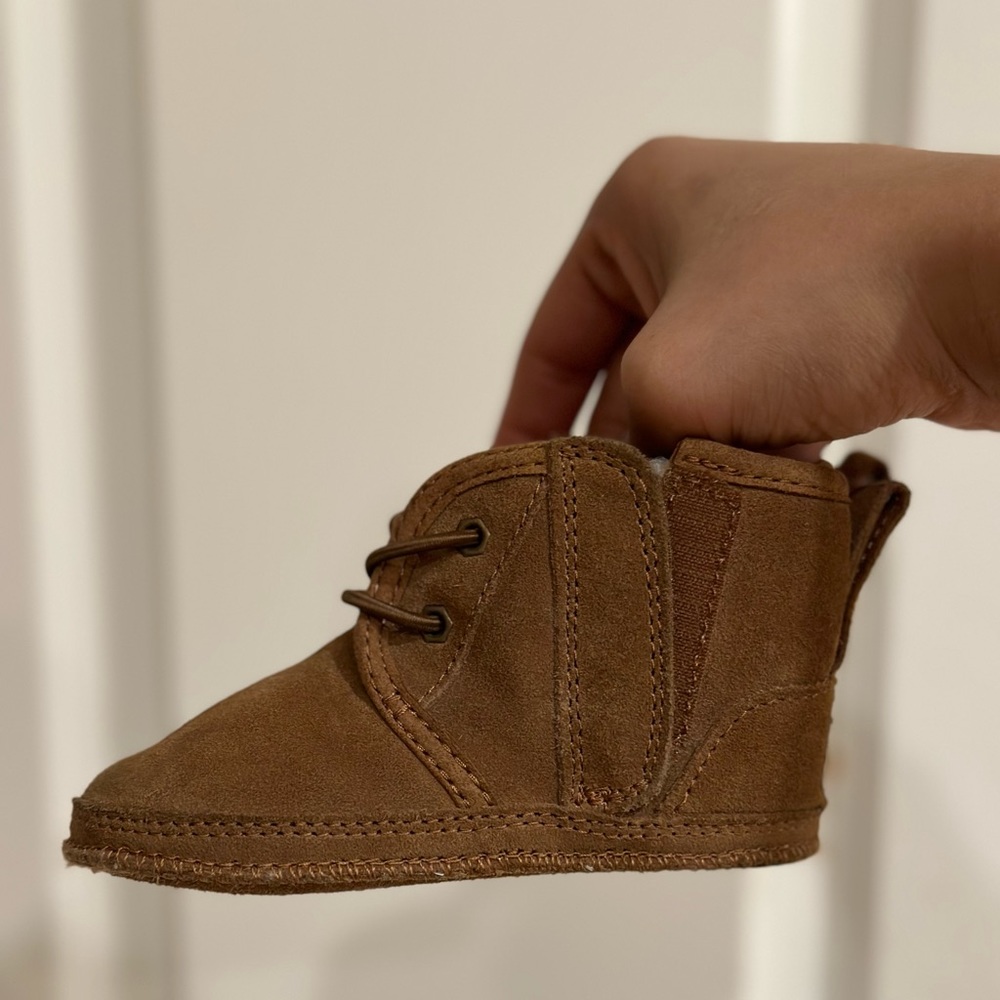 UGG kids Neumel suede classic boots